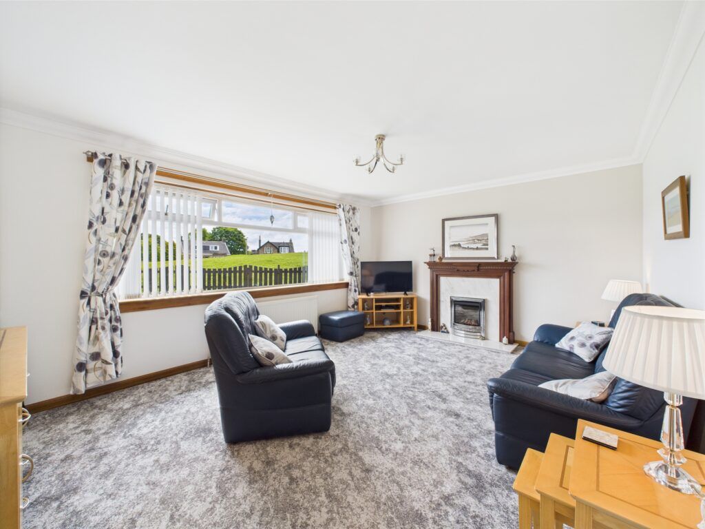 Property photo 3 of 36