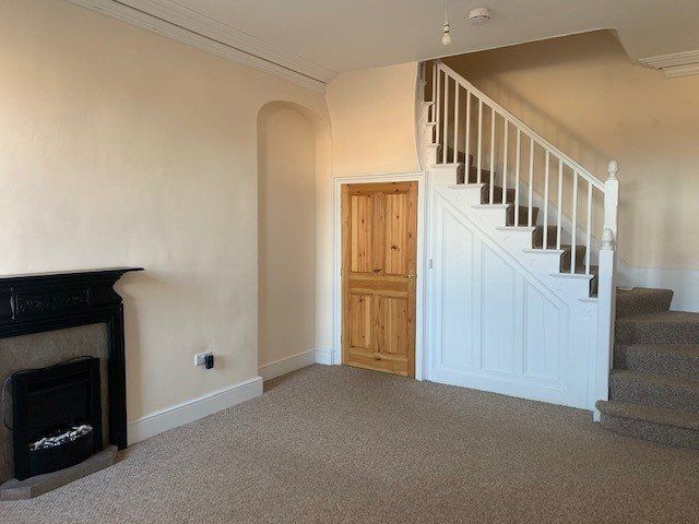 Property photo 3 of 14 4