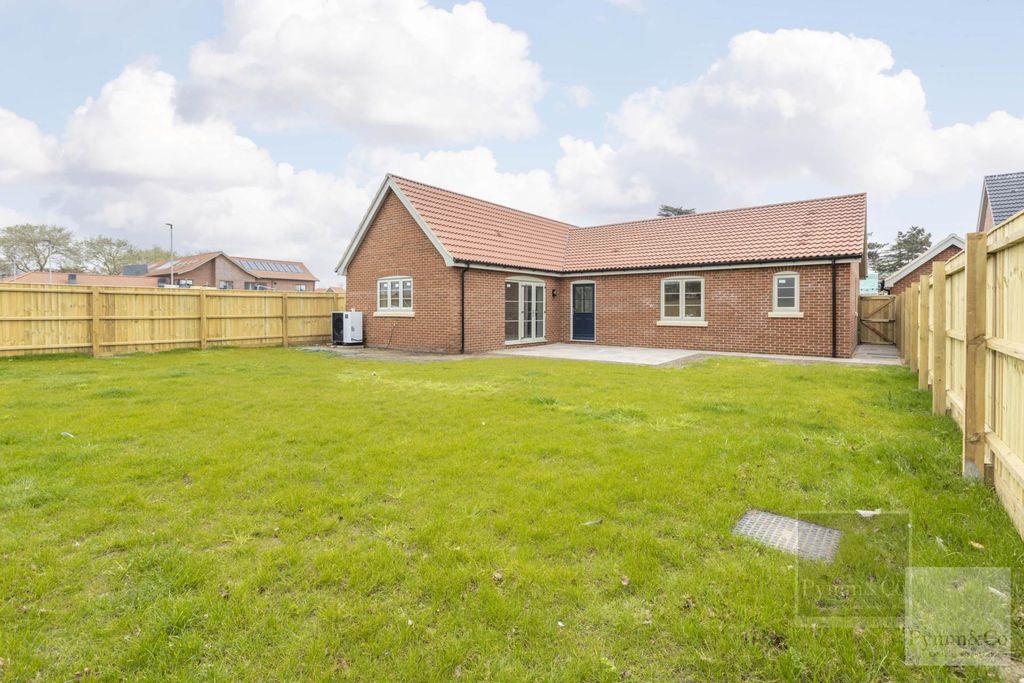 Property photo 3 of 10