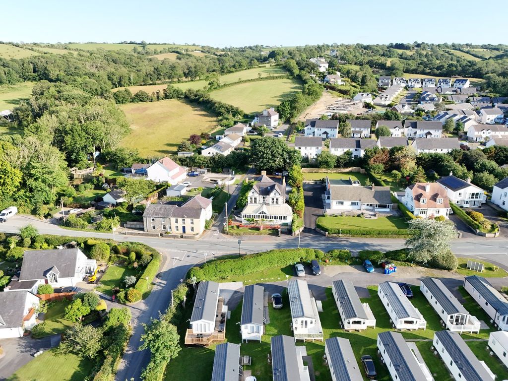 Property photo 1 of 35