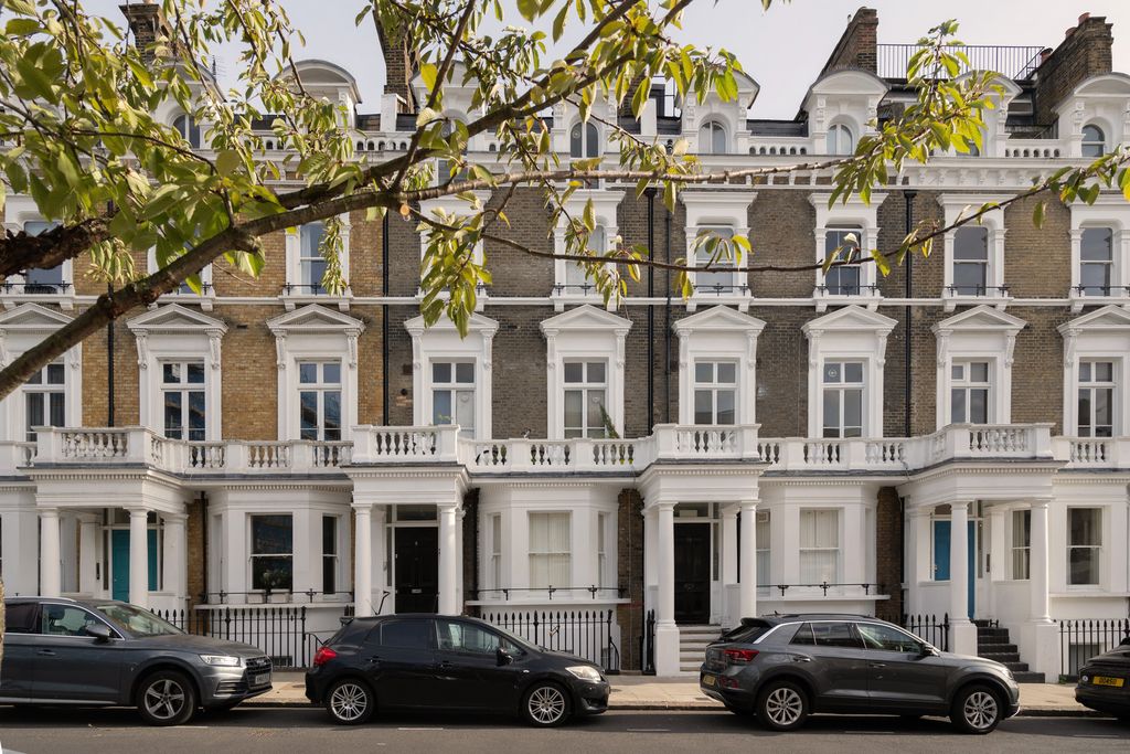 Property photo 1 of 18 311017 - Ladbroke-Road-Ext-02.Jpg