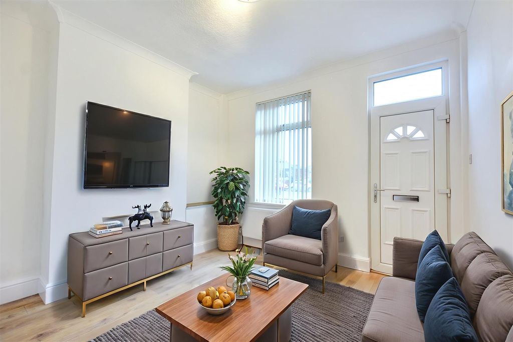 Property photo 2 of 22 Ai Lounge.Jpeg