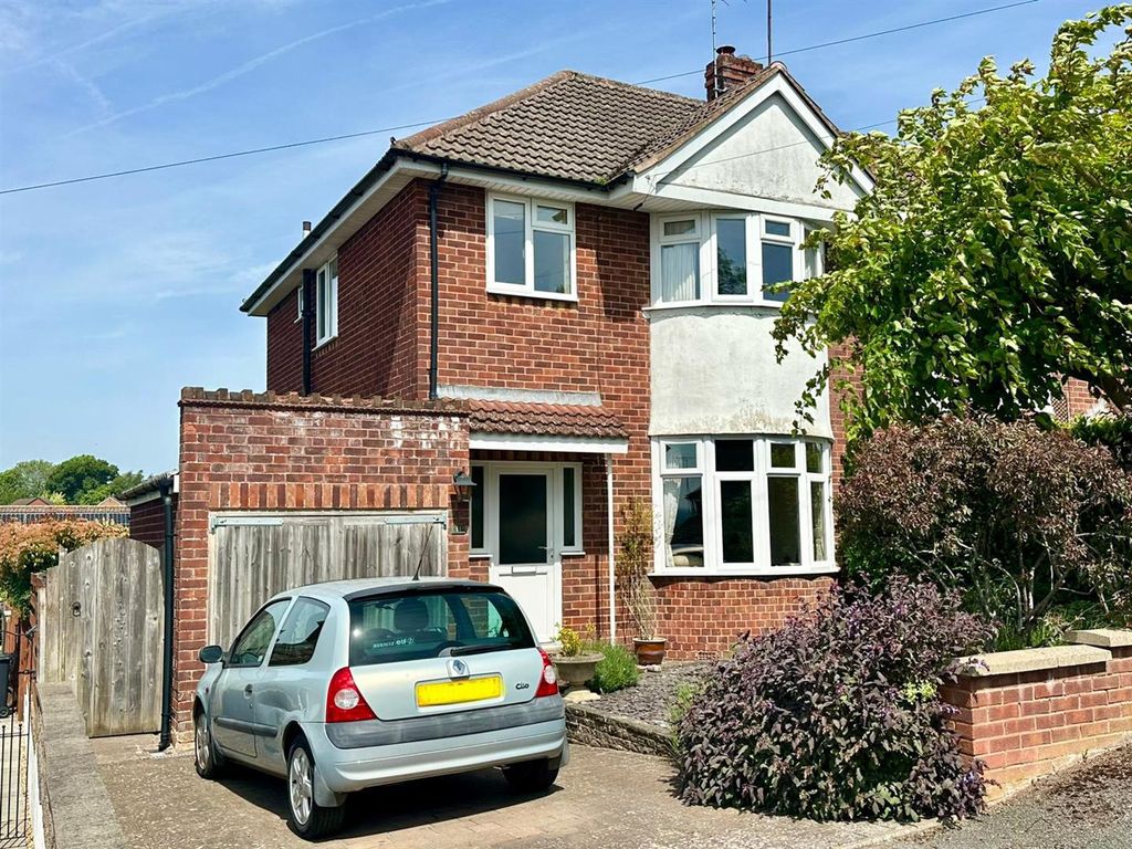 Property photo 1 of 18