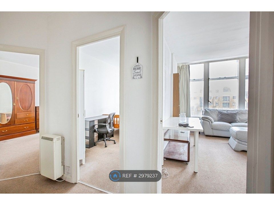 Property photo 3 of 8