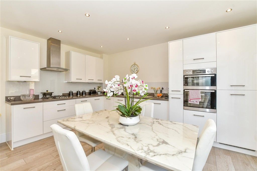 Property photo 2 of 12 Kitchen/Diner