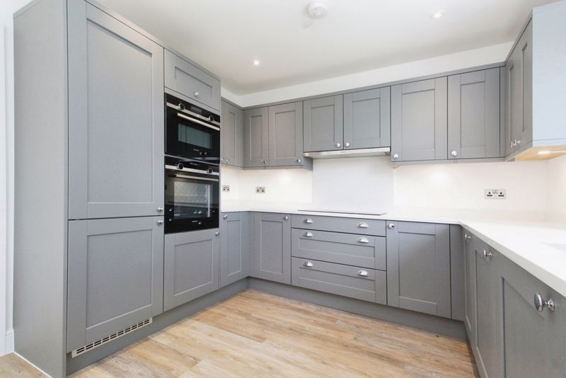 Property photo 2 of 23 Kitchen/Diner/Family Room