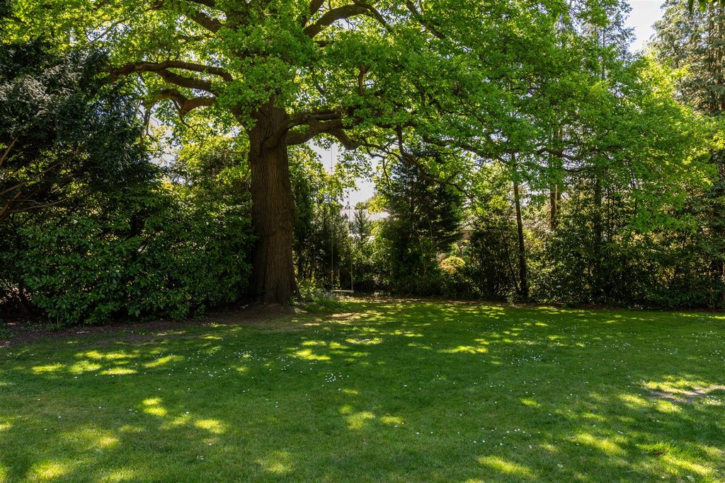Additional image 17 of 5 bed property for saleGatton Road, Reigate RH2
