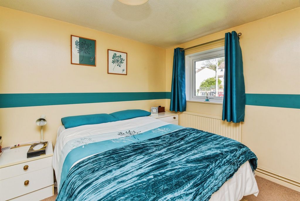 Additional image 10 of 2 bed flat for saleMill Close, Frome BA11