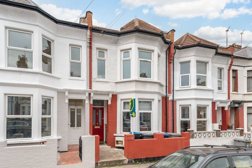 Property photo 1 of 10