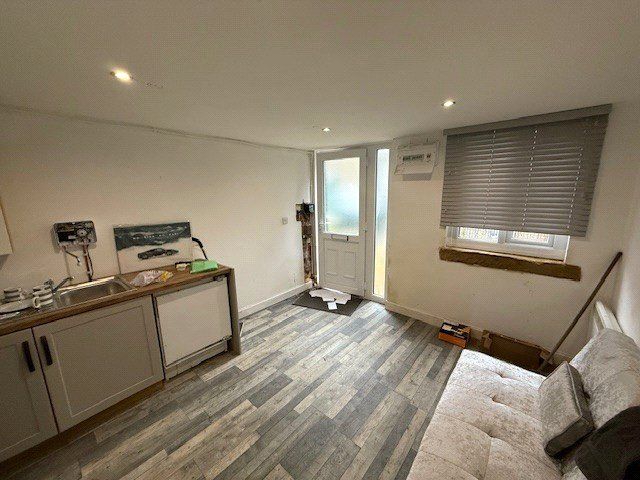 Property photo 3 of 9 Picture No. 08