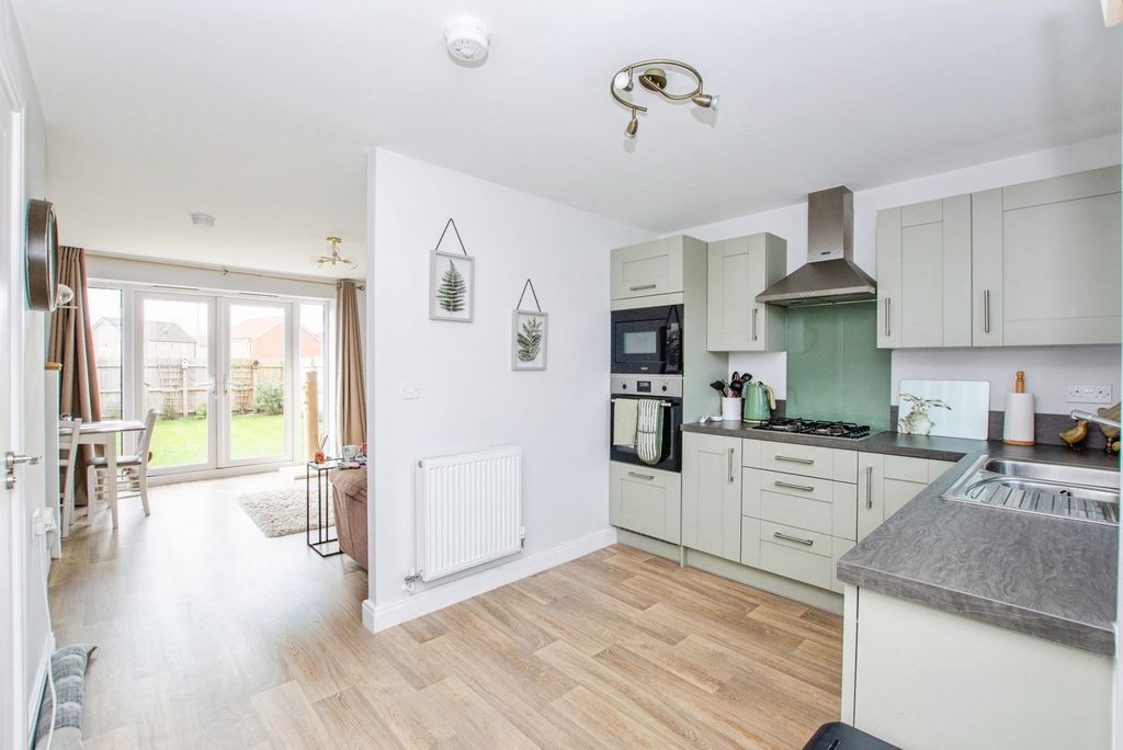 Property photo 3 of 13 Pbox-Img.Jpg