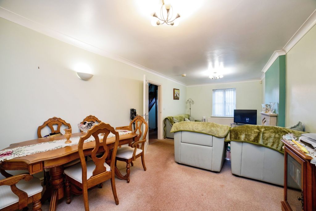 Property photo 3 of 15 Photography