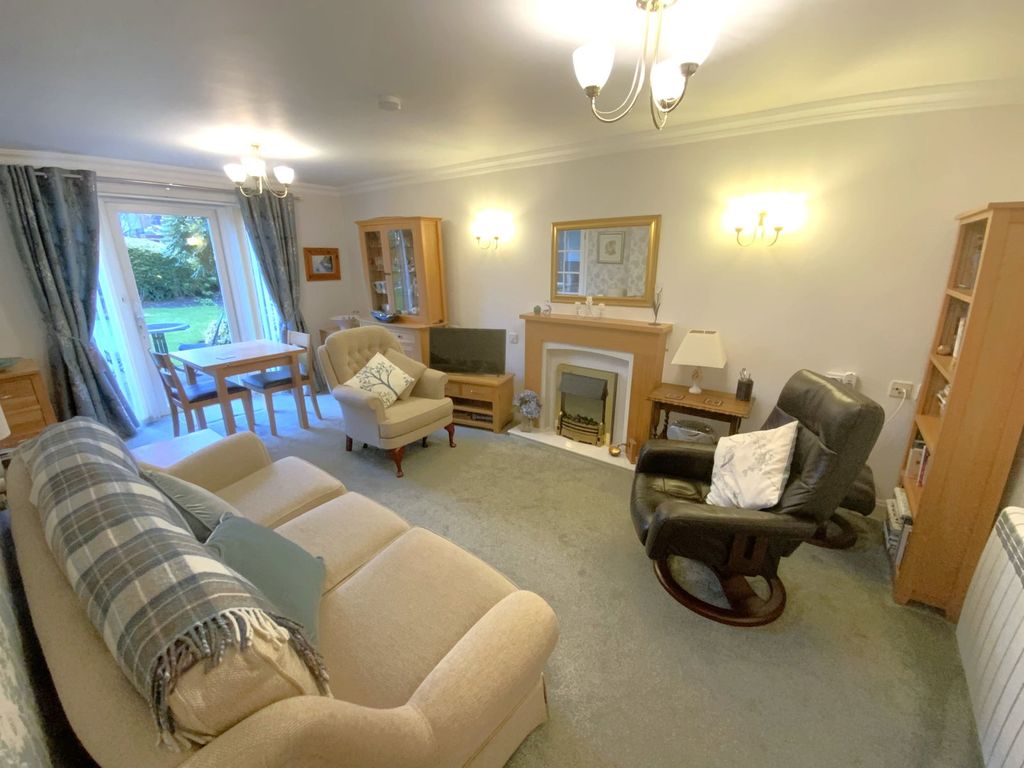Property photo 3 of 11
