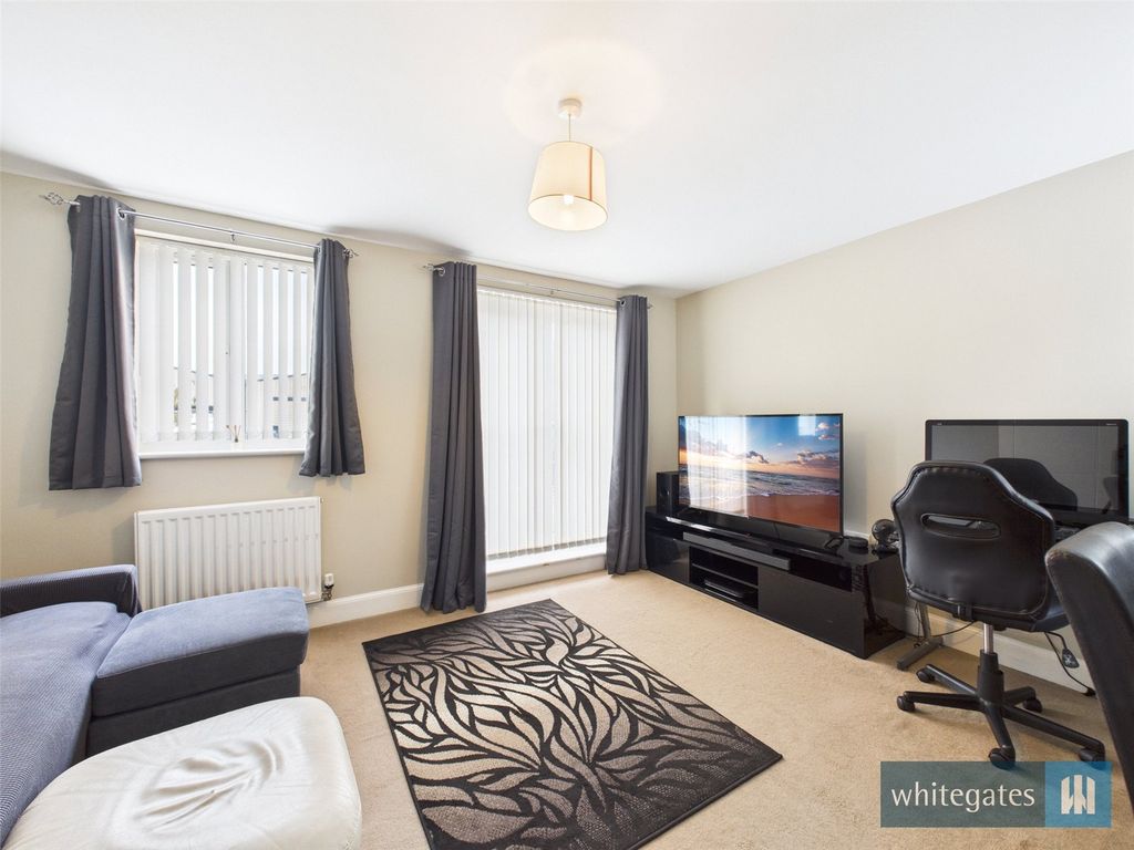 Property photo 2 of 24 Picture No. 14