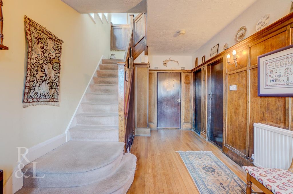 Property photo 3 of 28 Batched  (7).Jpg