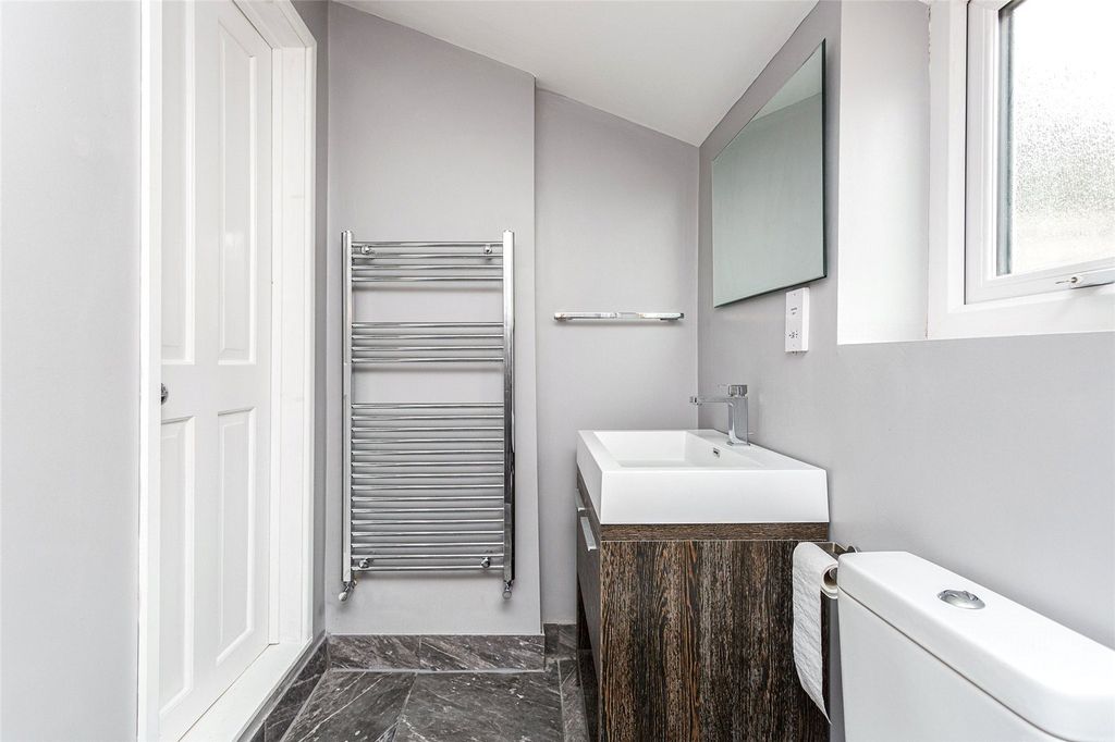 Property photo 3 of 10 Shower Room .Jpg