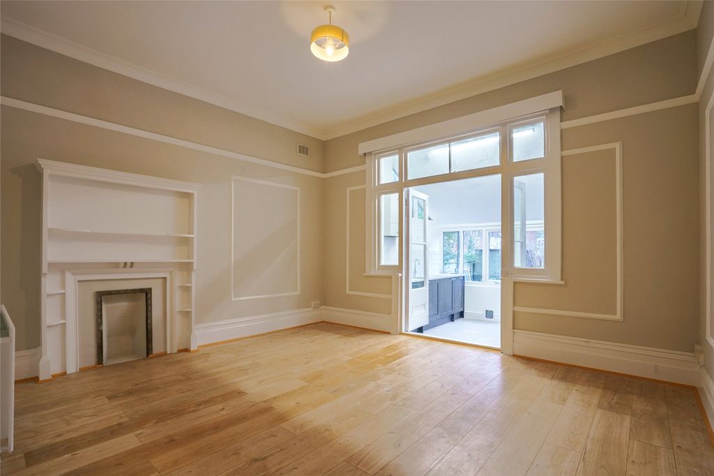 Property photo 3 of 7 Reception Room