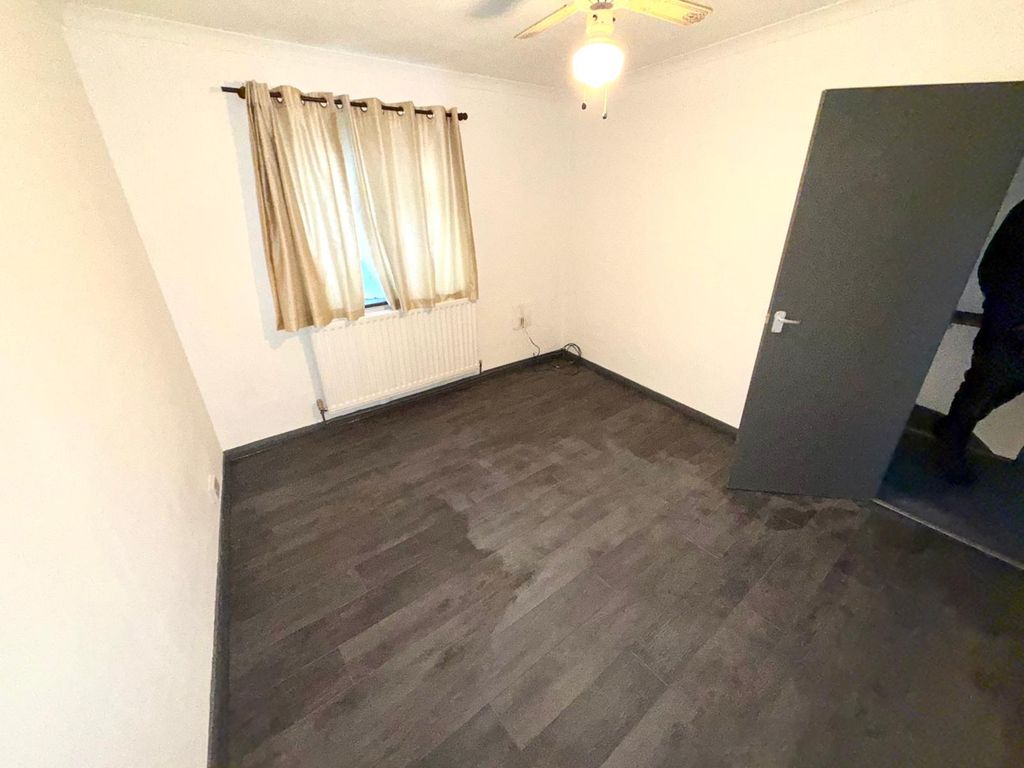 Property photo 3 of 6 Img_3383_4_Original