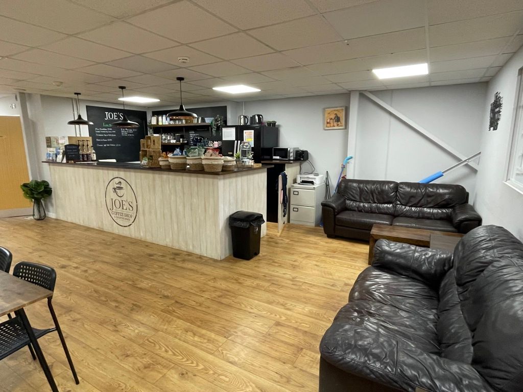 Property photo 3 of 5 Photo 6