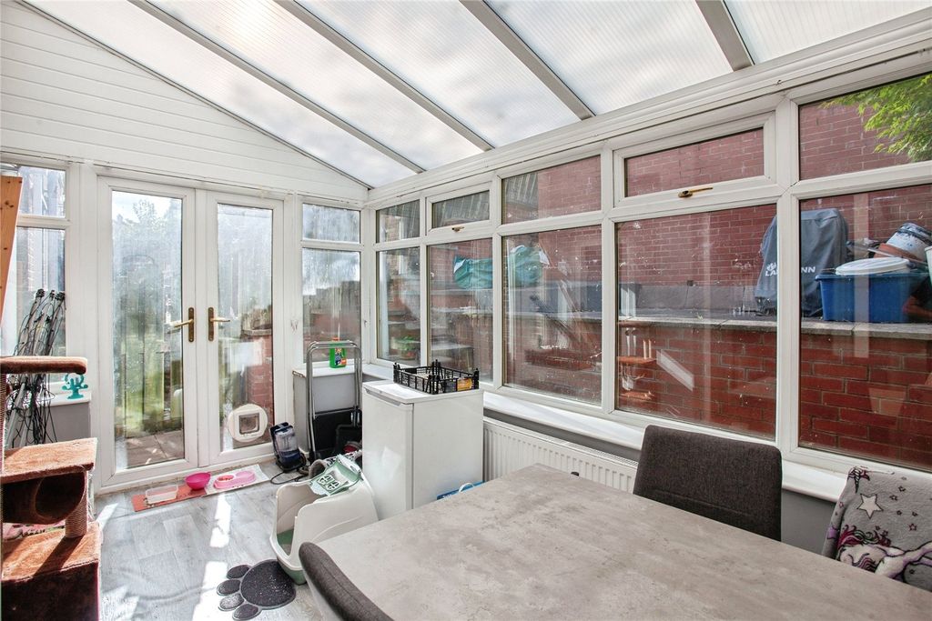 Property photo 2 of 31 Picture No. 07