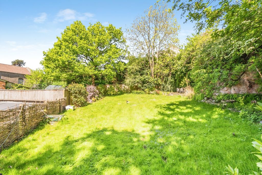 Property photo 2 of 47 Pbox-Img.Jpg