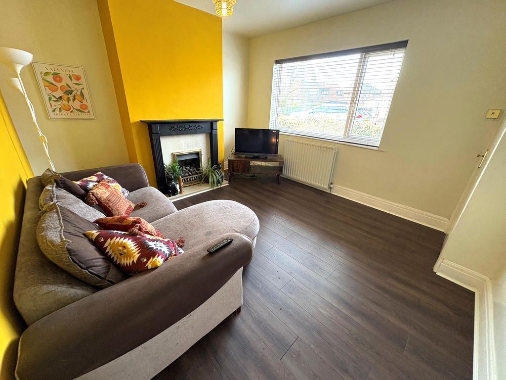 Property photo 2 of 13 Photo 14