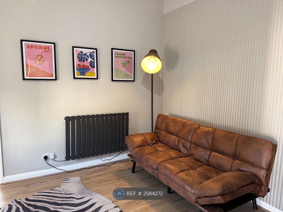 Property photo 2 of 25