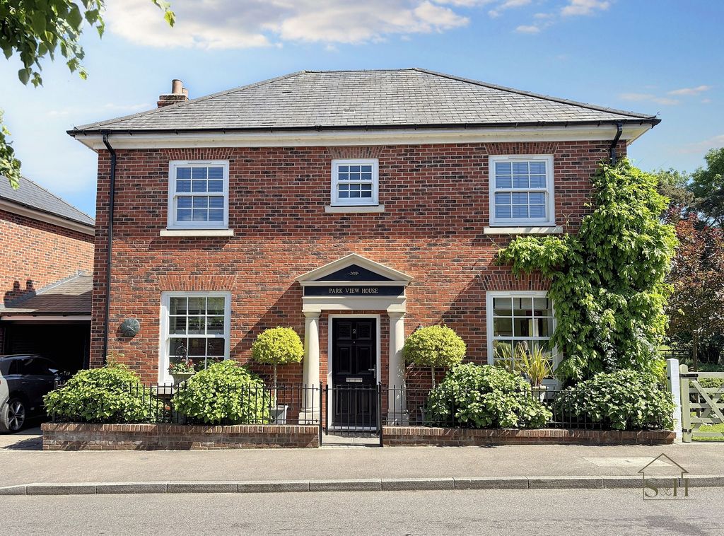 Property photo 1 of 17