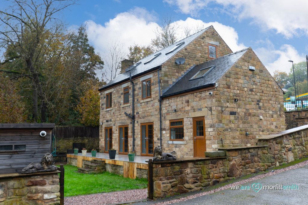 Property photo 1 of 45