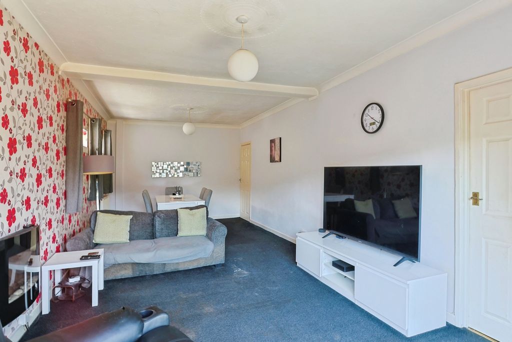 Property photo 3 of 18 Pbox-Img.Jpg
