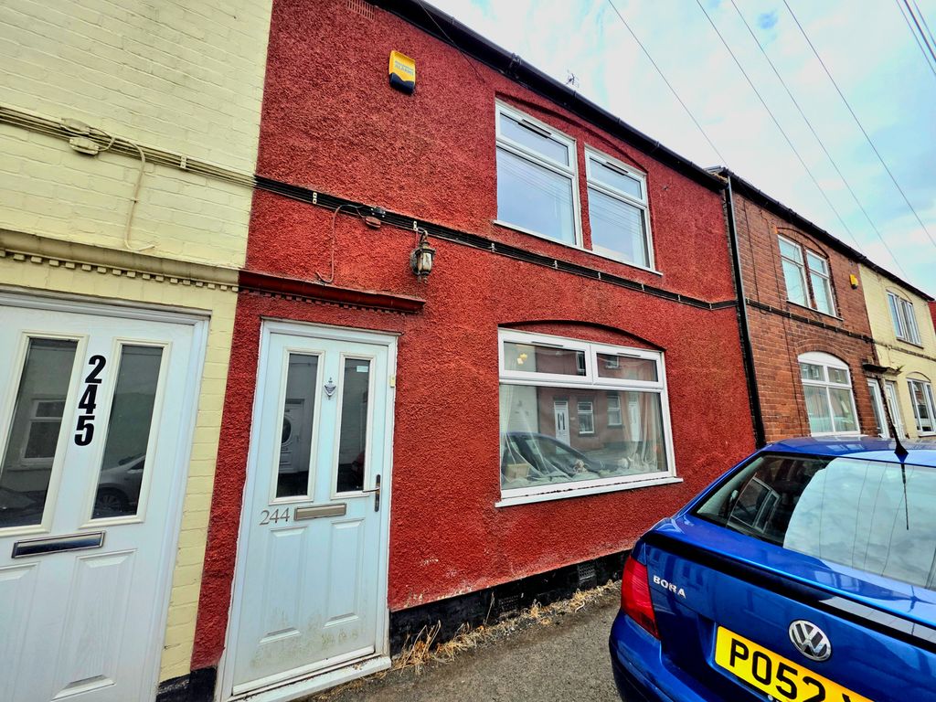 Property photo 1 of 17