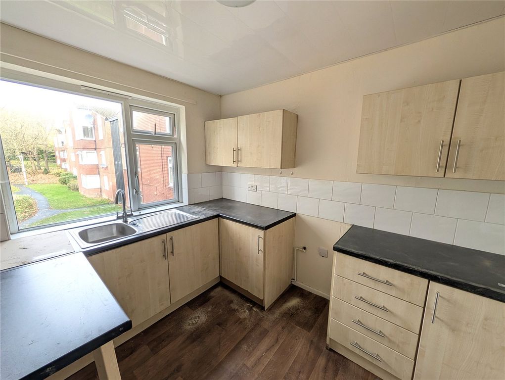 Property photo 3 of 7 Picture No. 06