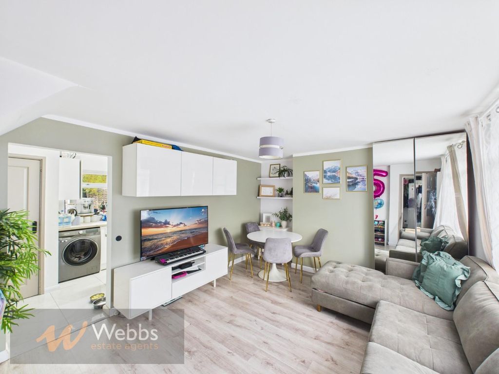 Property photo 3 of 22 Cam03154G0-Pr0127-Still001.Jpg