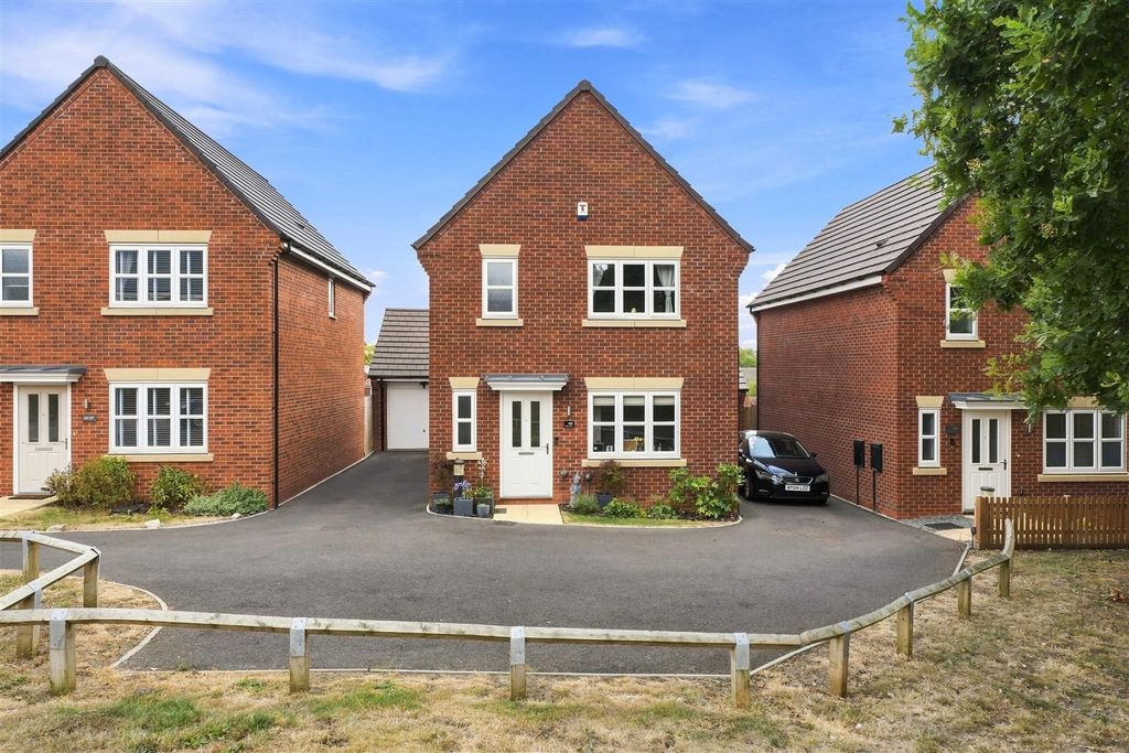 Property photo 1 of 16 1