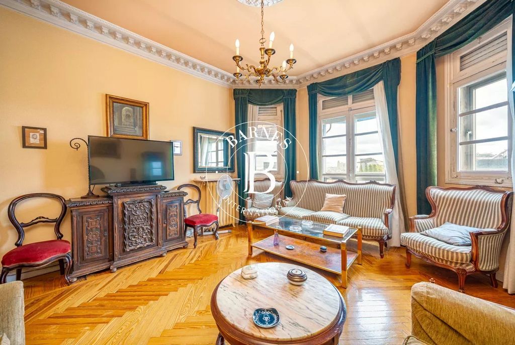 Property photo 1 of 65