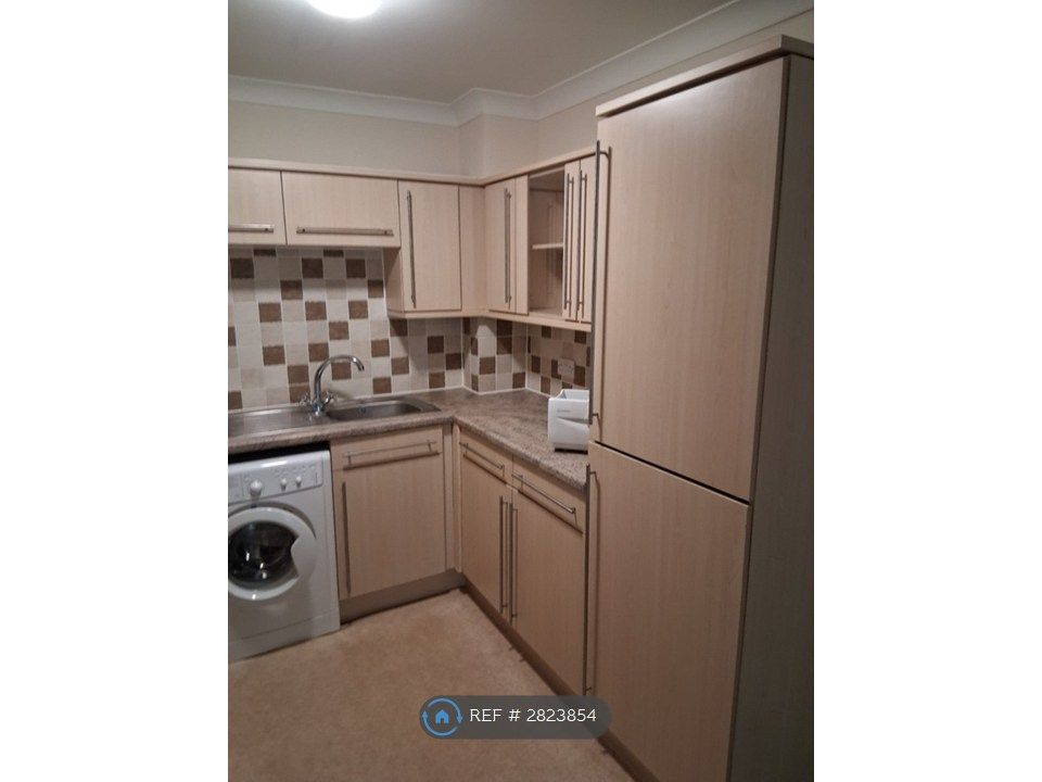 Property photo 2 of 6