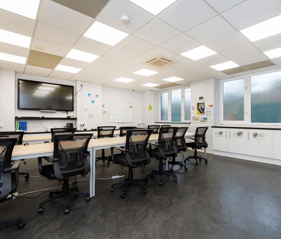 Property photo 2 of 9