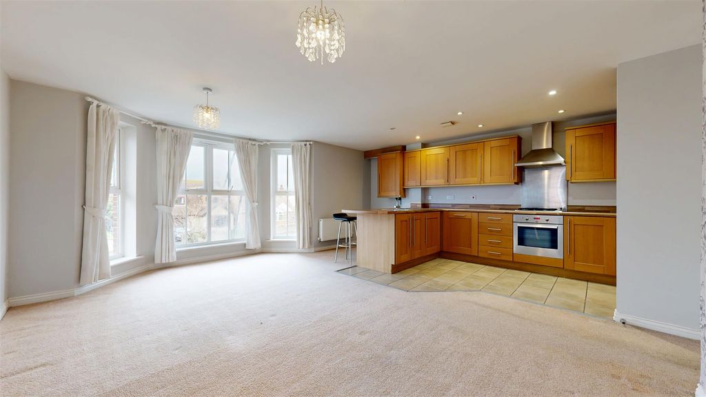 Property photo 2 of 9 11072025_155656.Jpg