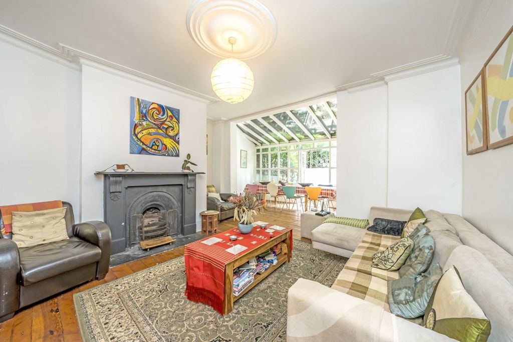 Property photo 2 of 15
