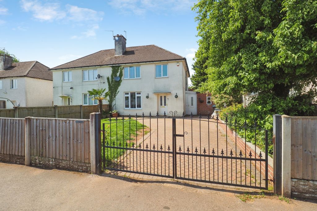 Property photo 1 of 15