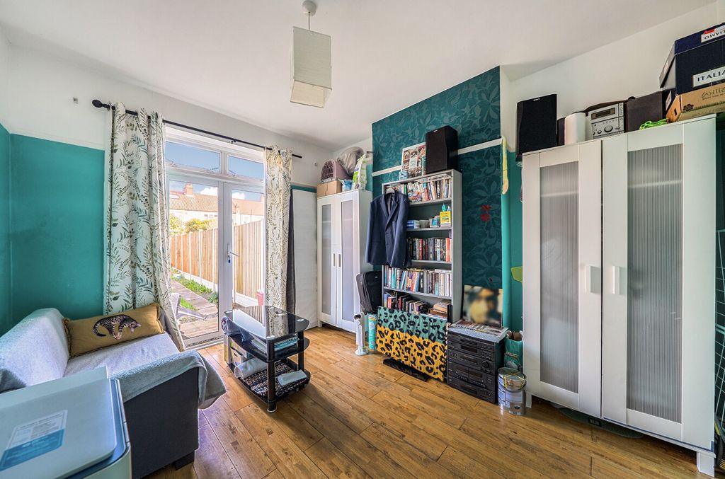 Property photo 2 of 15 1-6994c5A643B7E-1...