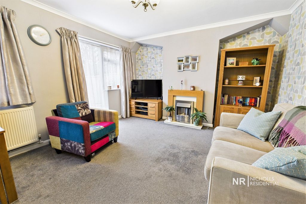 Property photo 2 of 19 Lounge-Dining Room