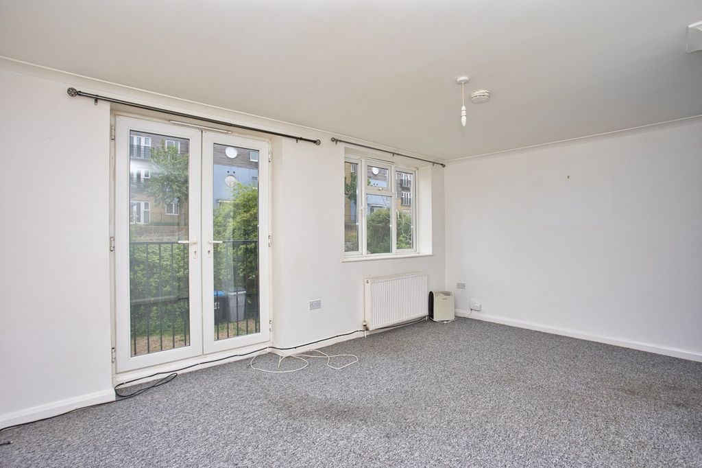 Property photo 2 of 7 Picture No. 03