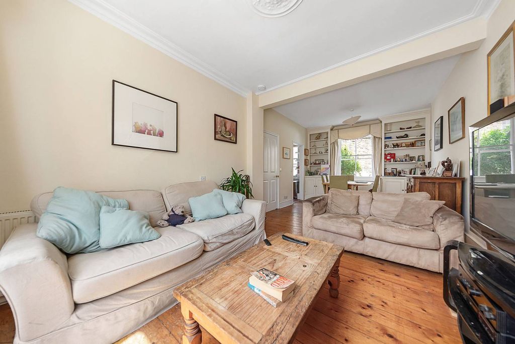 Property photo 2 of 13