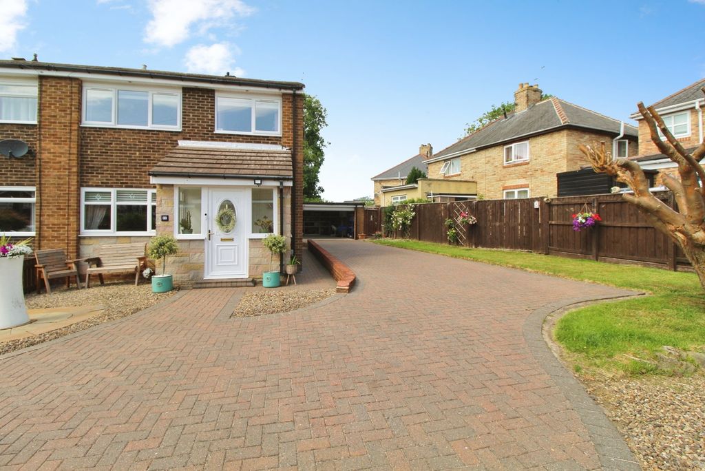 Property photo 1 of 21
