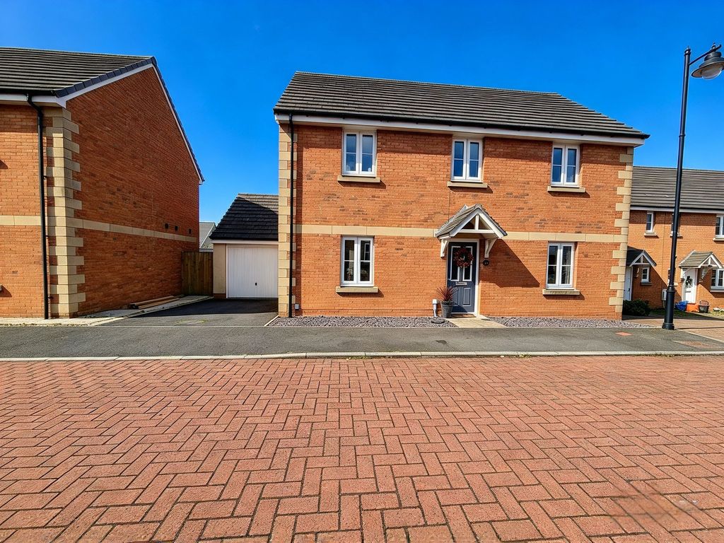Property photo 1 of 36