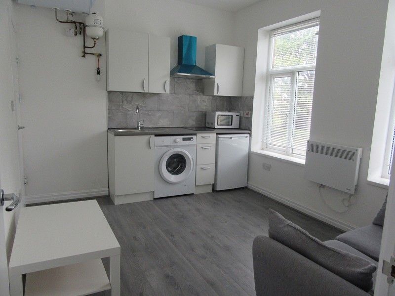 Property photo 3 of 6 Open Plan Lounge Kitchen