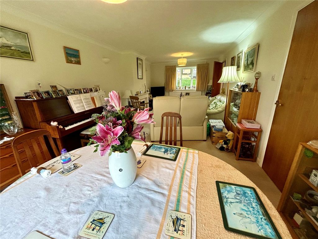 Property photo 3 of 24 Picture No. 28