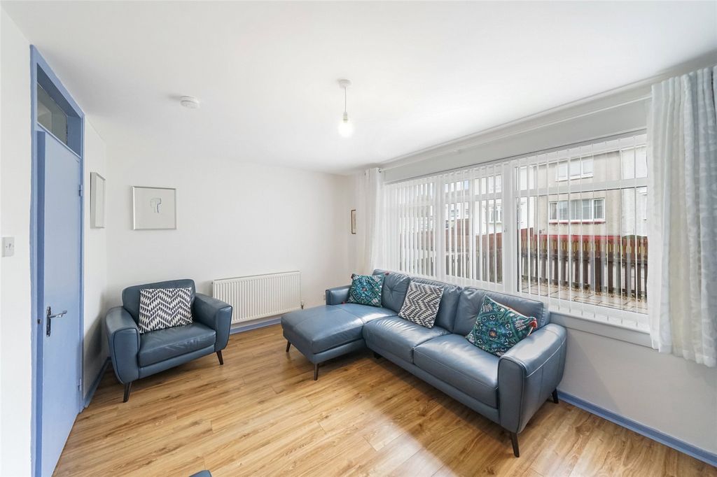Property photo 3 of 15 Picture No. 03