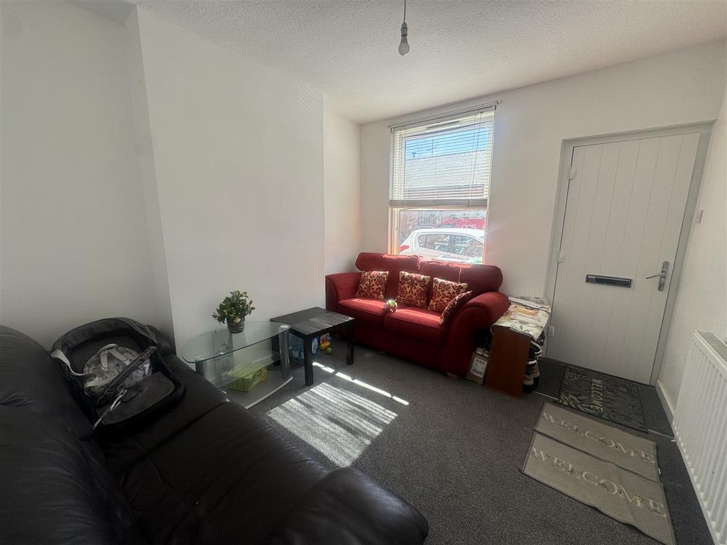 Property photo 2 of 14 Img_1031.Jpeg